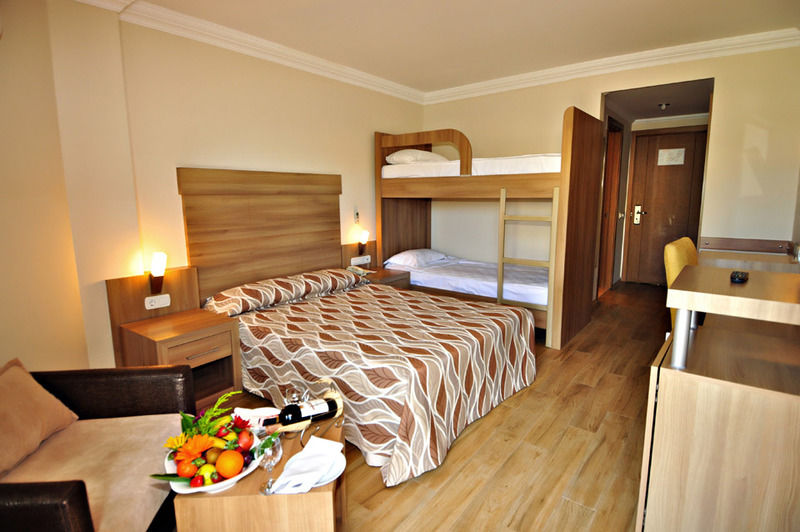 Club Side Coast Hotel Colakli Extérieur photo